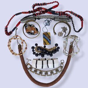 015 - Vintage To Now Jewelry Lot - Mix-Ems